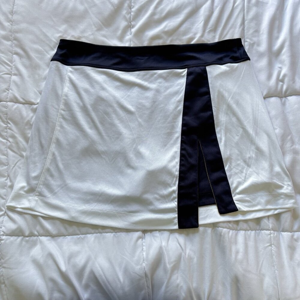Pga Tour Golf Skort Skirt White Blue Stretch Womens Size XL Pockets Outdoor